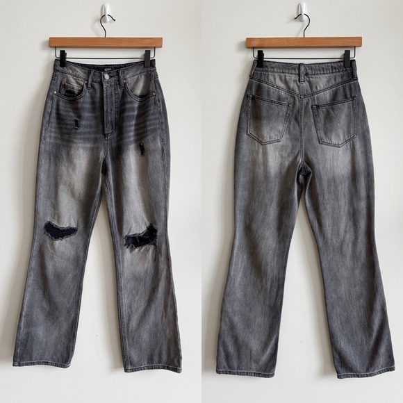 AFRM • Oden Jean in Shadow Grey Wash - Picture 3 of 14